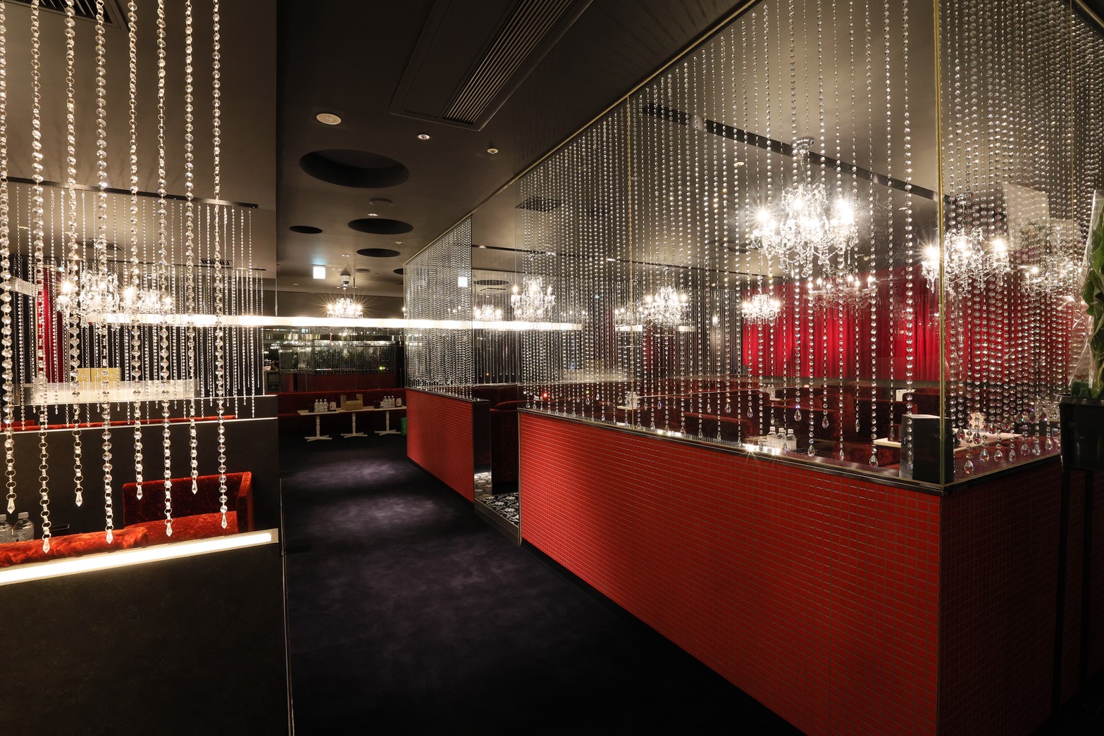 CLUB ATELIER 店内